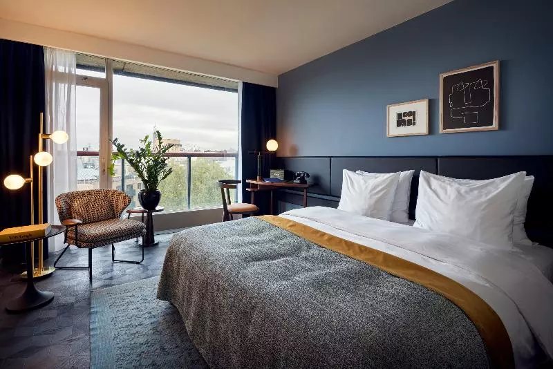 Deluxe Room, Park Centraal Amsterdam, Part Of Sircle Collection