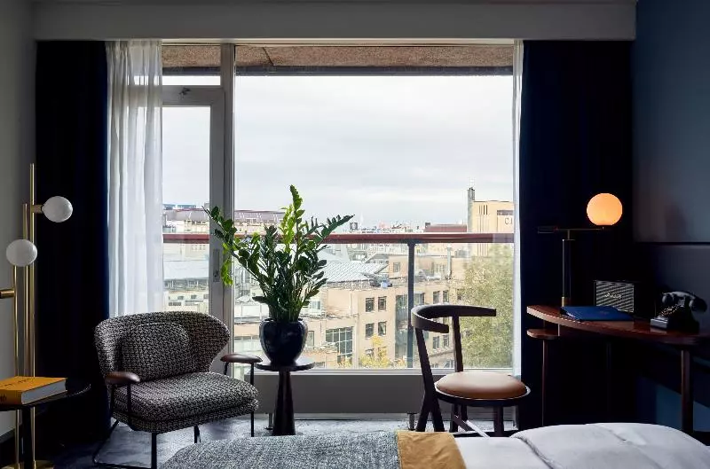 Deluxe Room, Park Centraal Amsterdam, Part Of Sircle Collection