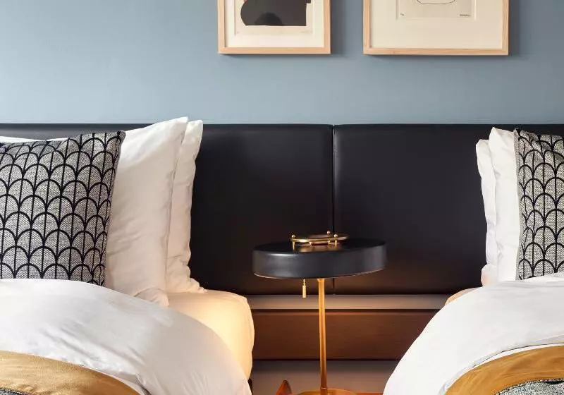 Deluxe Room, Park Centraal Amsterdam, Part Of Sircle Collection