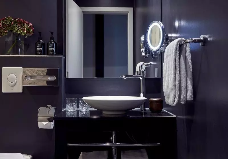 Junior Suite, Park Centraal Amsterdam, Part Of Sircle Collection