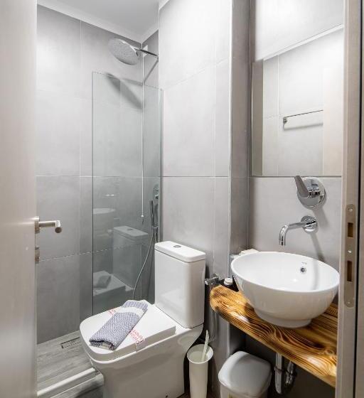 غرفة قياسية فردية, Philippos