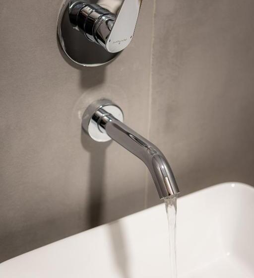 غرفة قياسية, Philippos