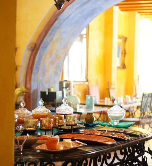 Classic room with balcony, De Charme Capela Das Artes