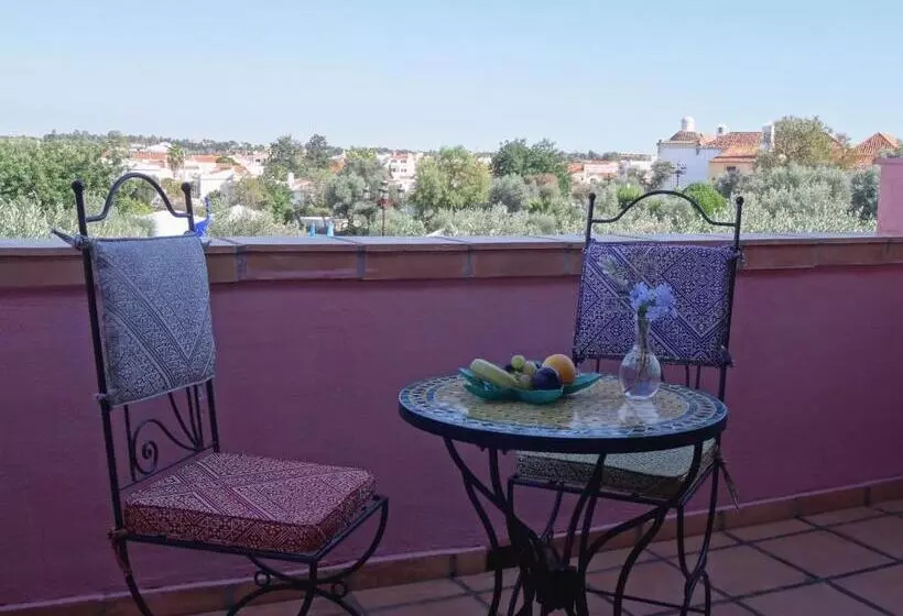 Classic room with balcony, De Charme Capela Das Artes