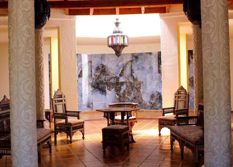 Classic room with balcony, De Charme Capela Das Artes