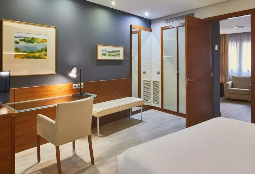 Junior Suite, Silken Coliseum