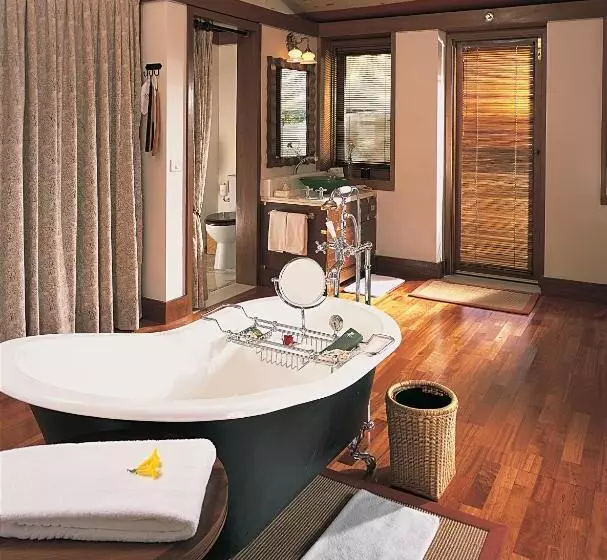 Deluxe Tent, The Oberoi Vanyavilas Wildlife Resort, Ranthambhore