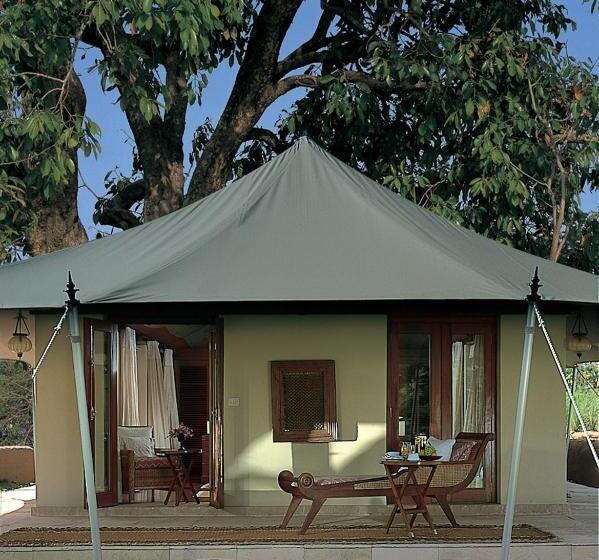 Deluxe Tent, The Oberoi Vanyavilas Wildlife Resort, Ranthambhore