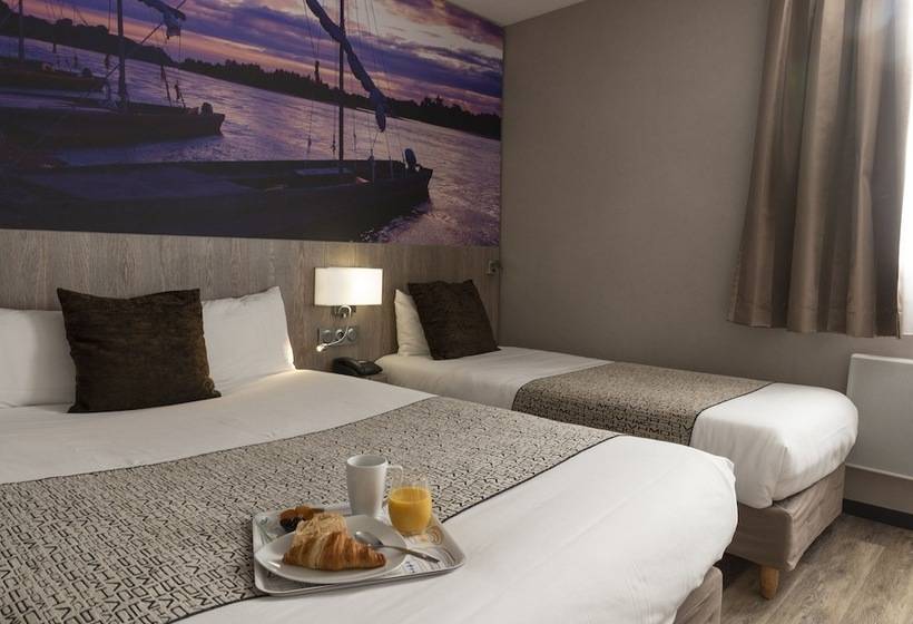 Номер Стандарт Трехместный, The Originals City, Hôtel La Terrasse, Tours Nord