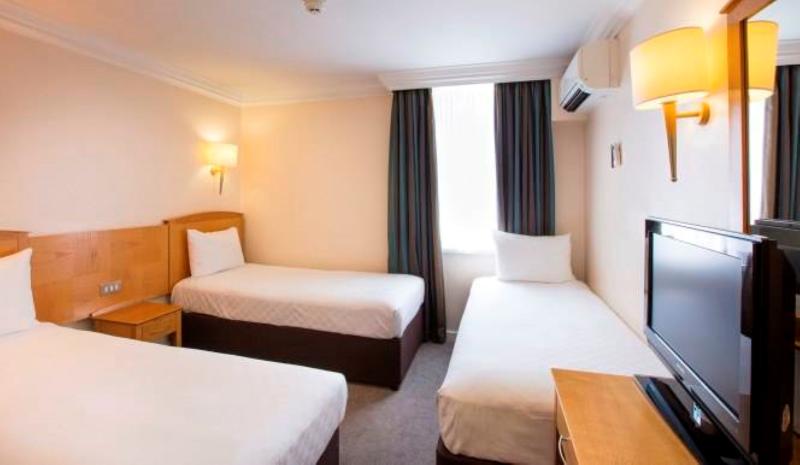 패밀리 룸, Thistle London Heathrow Terminal 5