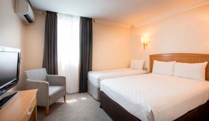 패밀리 룸, Thistle London Heathrow Terminal 5