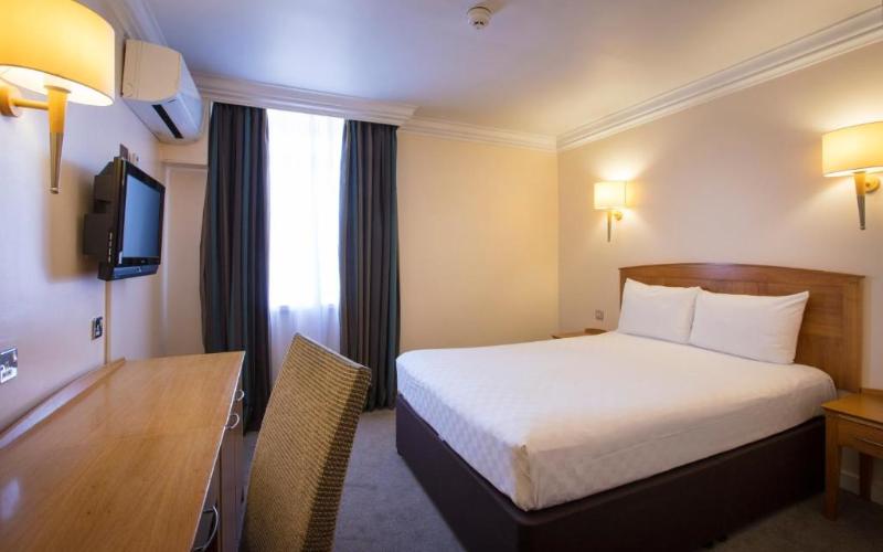 스탠다드 룸, Thistle London Heathrow Terminal 5