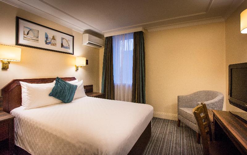 스탠다드 룸, Thistle London Heathrow Terminal 5