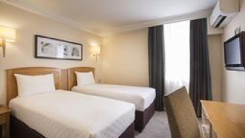 스탠다드 룸, Thistle London Heathrow Terminal 5