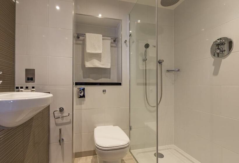 Номер Стандарт, Thistle London Hyde Park Kensington Gardens