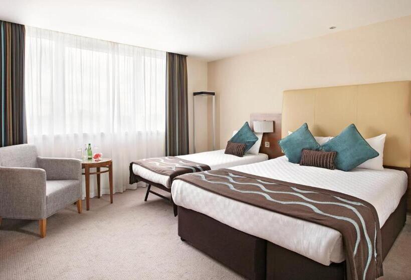 패밀리 룸 가든 전망, Thistle London Hyde Park Kensington Gardens