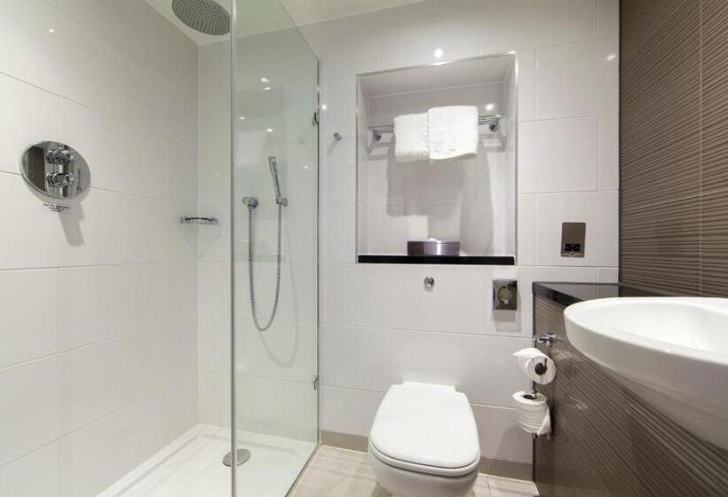 Номер Deluxe Вид на Сад, Thistle London Hyde Park Kensington Gardens