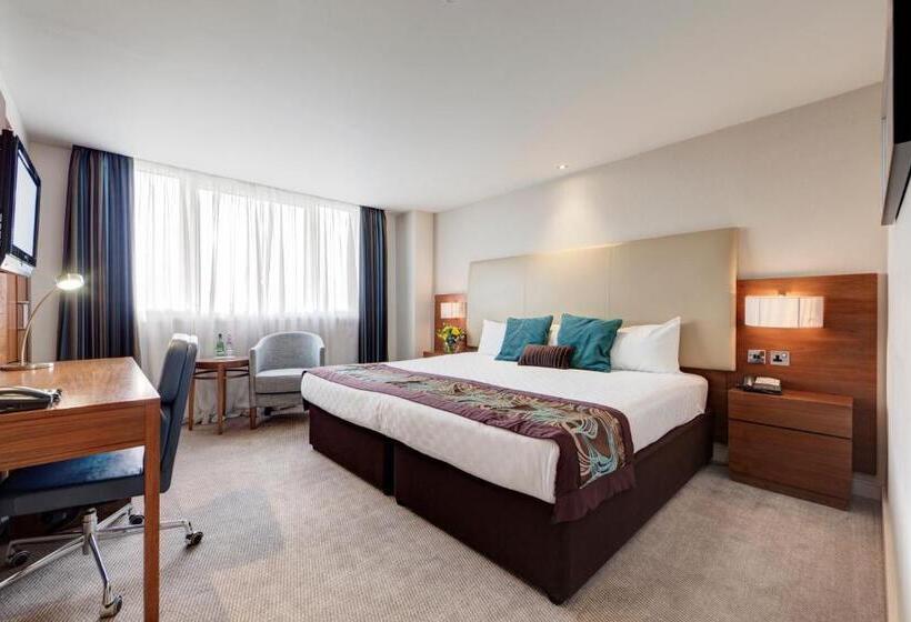 Номер Deluxe Кровать Кинг, Thistle London Hyde Park Kensington Gardens