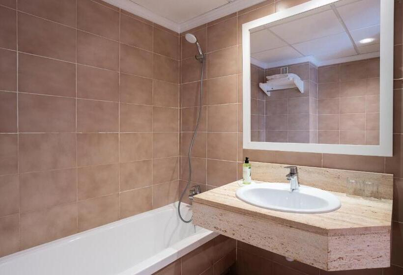 استودیوی استاندارد, Inturotel Cala Azul