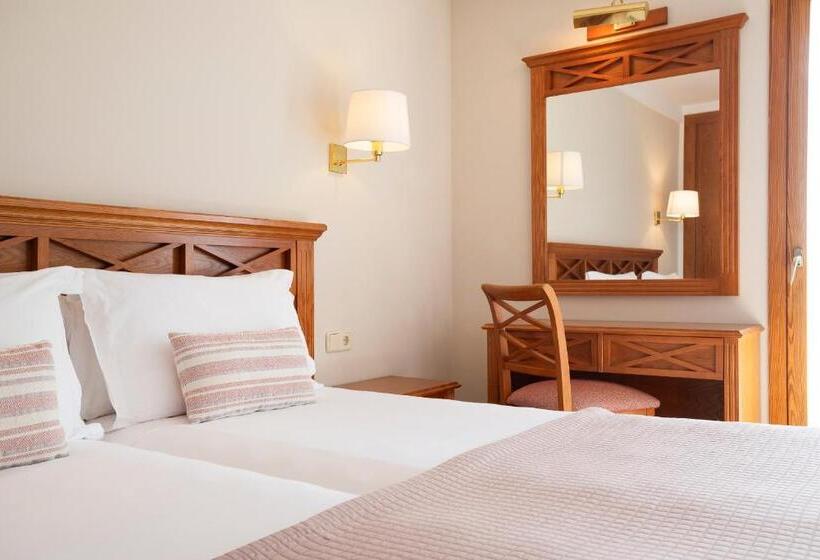 آپارتمان 1 خوابه با چشم‌انداز استخر, Inturotel Cala Azul