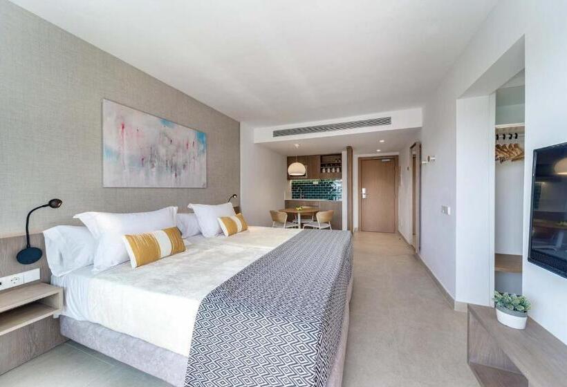 استودیوی سوپریور, Inturotel Cala Azul