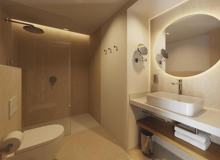 آپارتمان سوپریور 1 خوابه با چشم‌انداز استخر, Inturotel Cala Azul