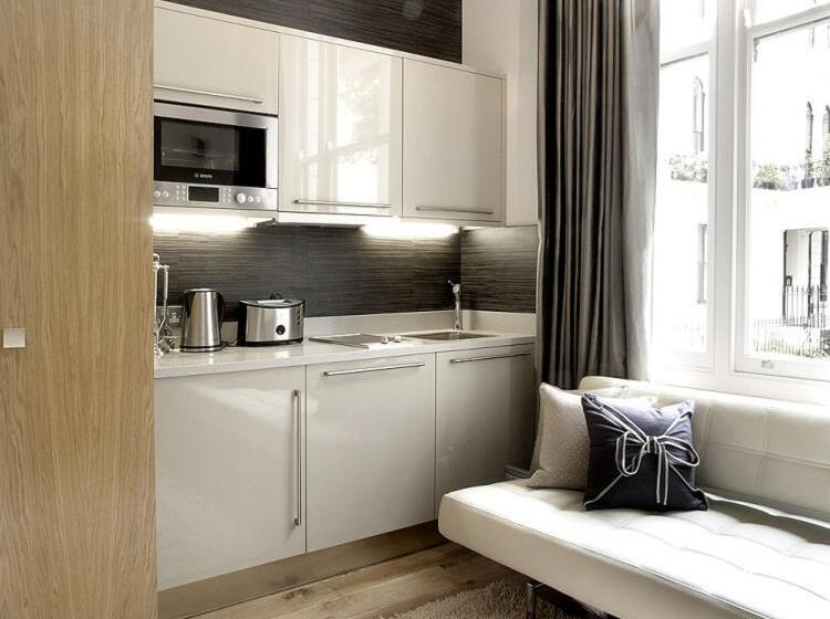 استودیوی استاندارد, Space Apart