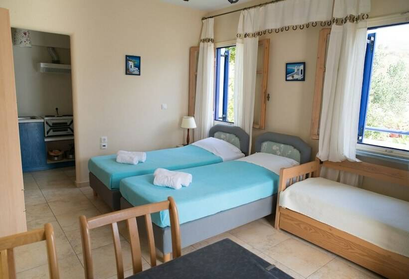 شقة من غرفة نوم واحدة متصلة, Amorgi