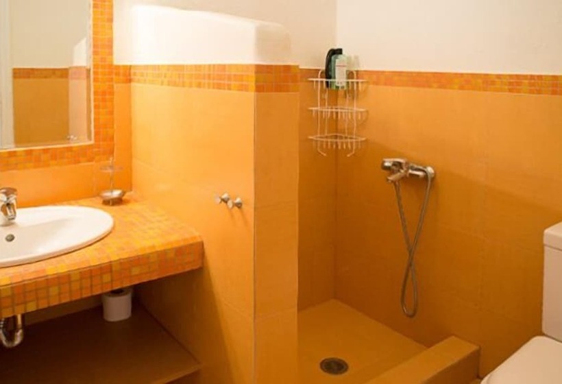 شقة من غرفة نوم واحدة متصلة, Amorgi