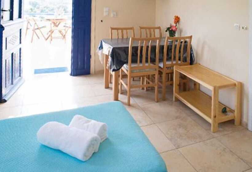 شقة من غرفة نوم واحدة متصلة, Amorgi