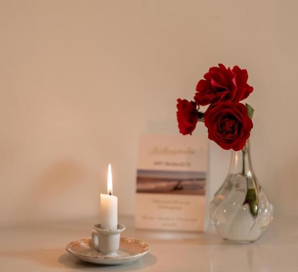 اتاق استاندارد, Sköllengården