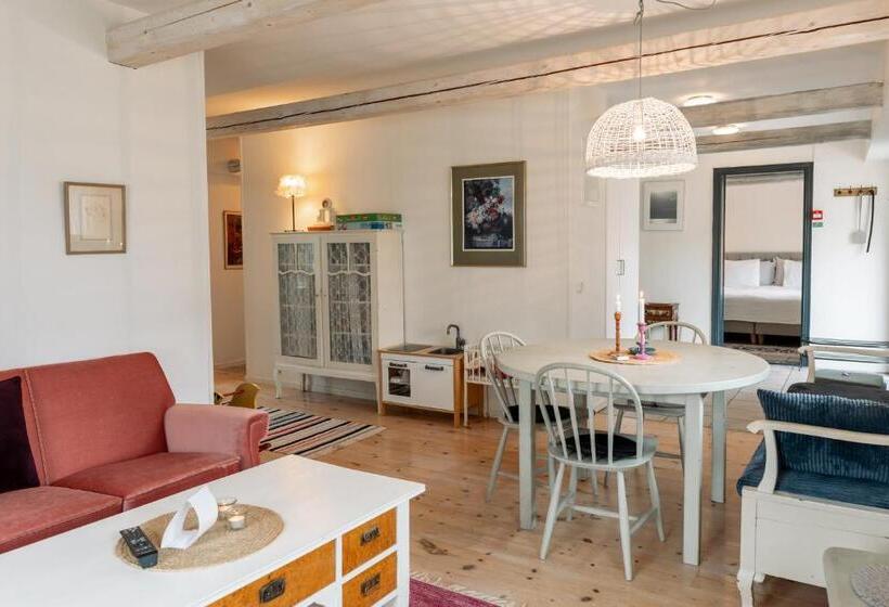 آپارتمان 2 خوابه, Sköllengården