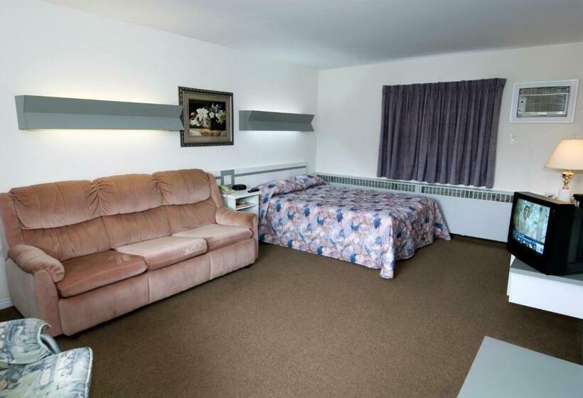 غرفه قياسيه سريرين مزدوجين, Daigle's Motel