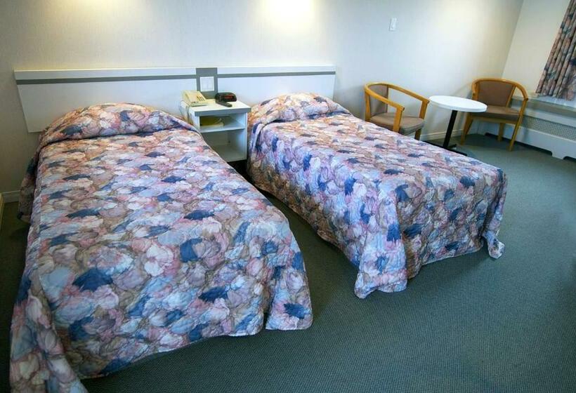 غرفة قياسية, Daigle's Motel