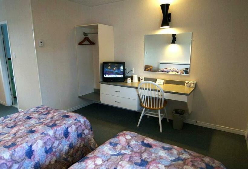 غرفة قياسية, Daigle's Motel