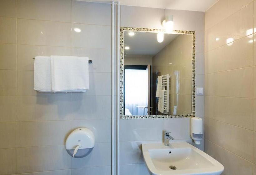 اتاق استاندارد با تراس, Premium Crown Suites