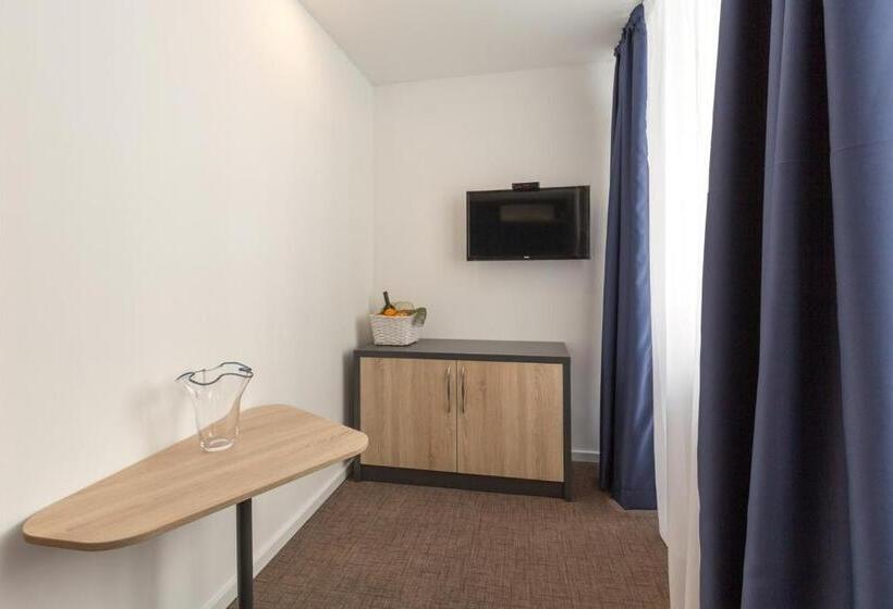 اتاق استاندارد با تخت بزرگ, Premium Crown Suites