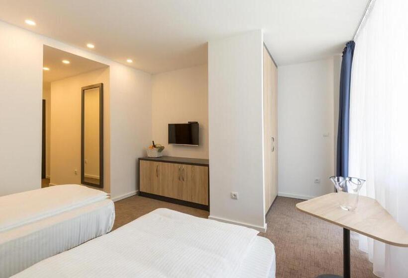 Superior Room with Terrace, Premium Crown Suites