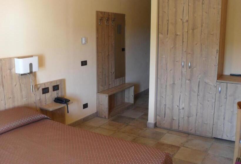 חדר סטנדרט, Ristorante Albergo Da Maurizio