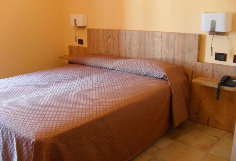 חדר סטנדרט, Ristorante Albergo Da Maurizio