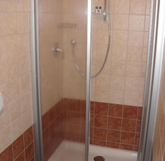 סוויטת ג'וניור, Ristorante Albergo Da Maurizio