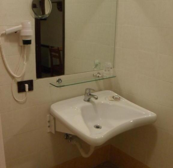 סוויטת ג'וניור, Ristorante Albergo Da Maurizio