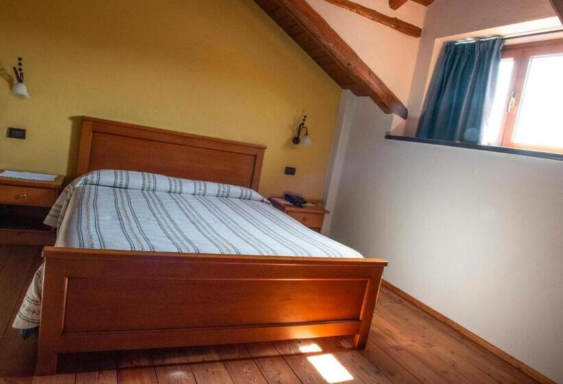 סוויטת ג'וניור, Ristorante Albergo Da Maurizio