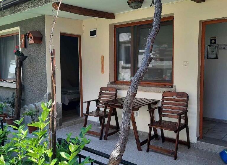 اتاق استاندارد, Guest House Ofilovi