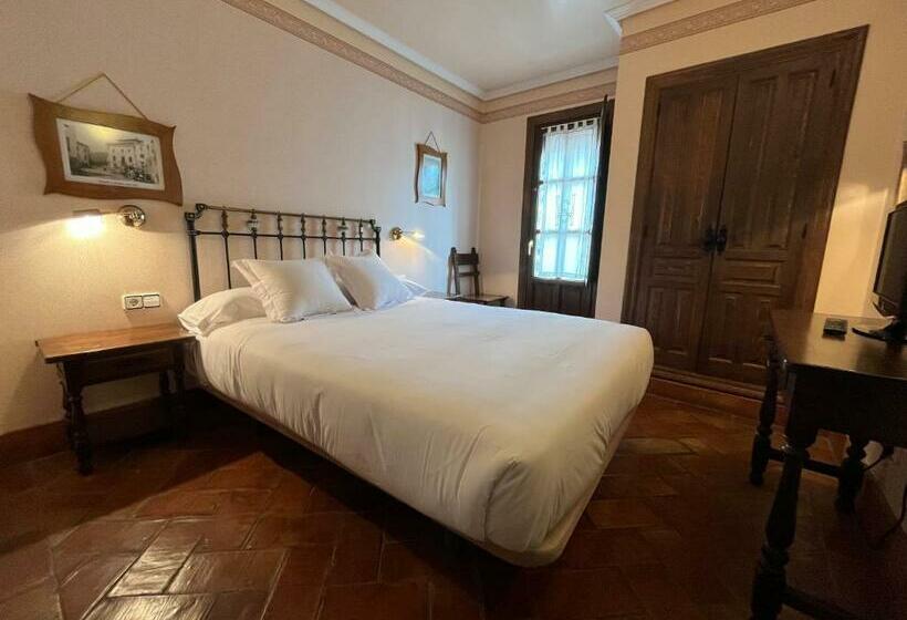 Номер Стандарт с Балконом, Hospederia Sagasta