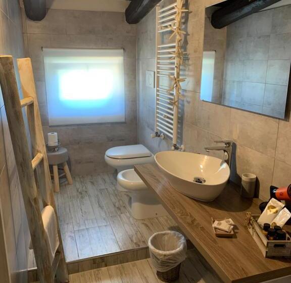 디럭스 룸 킹사이즈 침대, Villa Anna Guesthouse