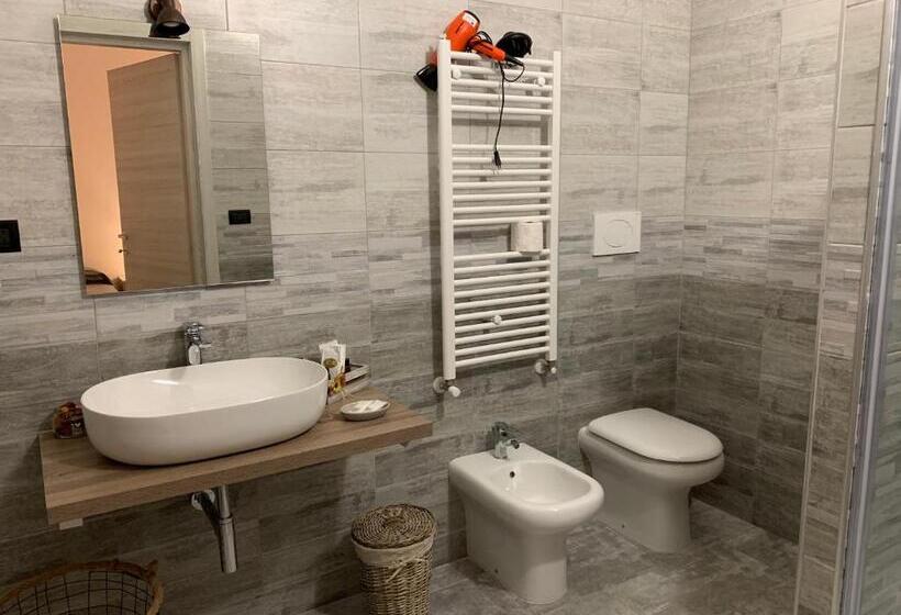 디럭스 룸 킹사이즈 침대, Villa Anna Guesthouse