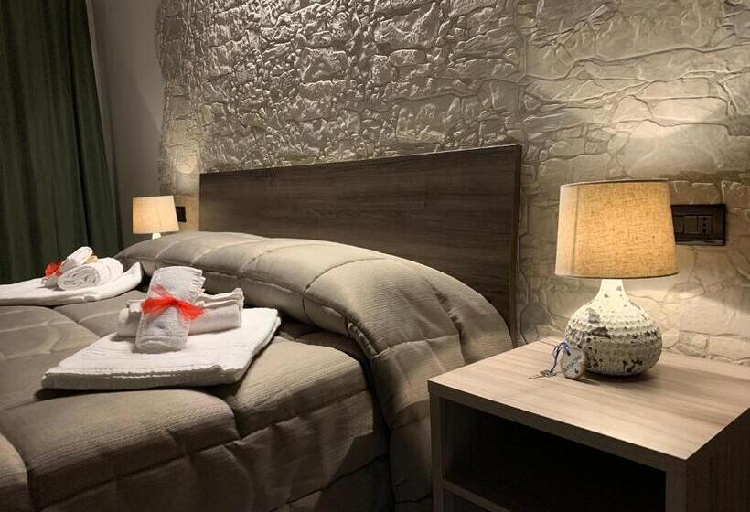 스탠다드 룸 킹사이즈 침대, Villa Anna Guesthouse