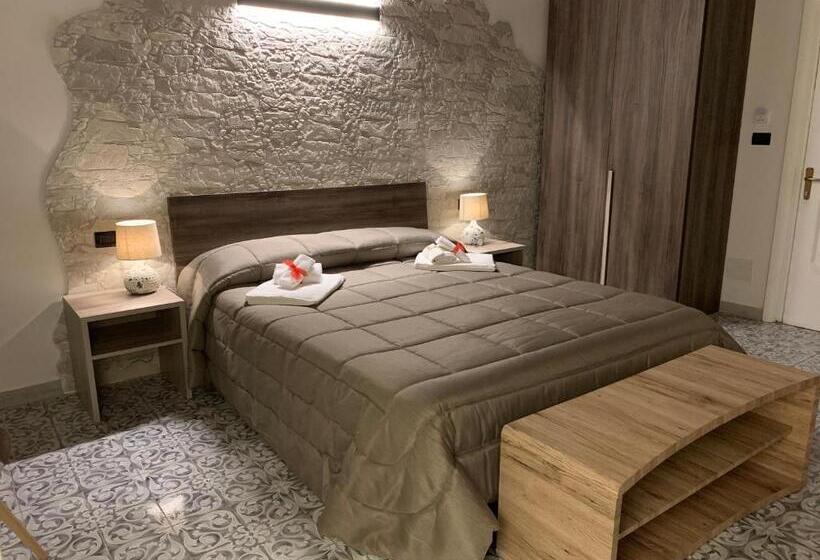스탠다드 룸 킹사이즈 침대, Villa Anna Guesthouse