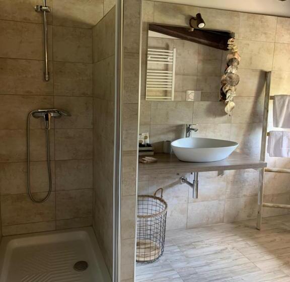 디럭스 룸 킹사이즈 침대, Villa Anna Guesthouse